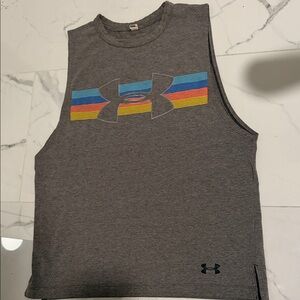 Under Armour Heather Gray Sleeveless Top with Vibrant Logo